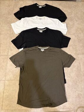 Tomorrow’s Laundry Men’s T-Shirt Bundle - Size L